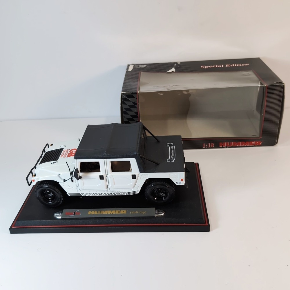 Maisto 1998 Hummer Gardner Bender 40th Anniversary Special Edition 1:18 Die-Cast